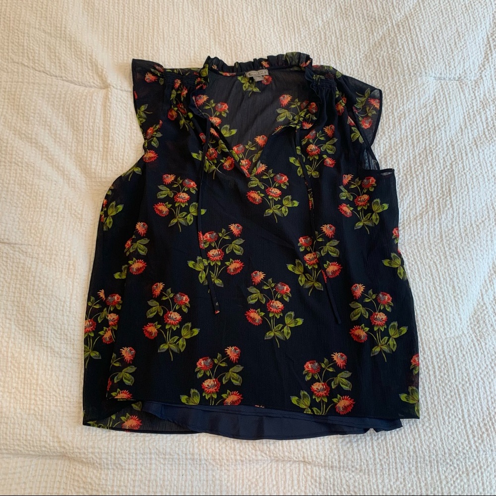 Point Sur floral blouse
